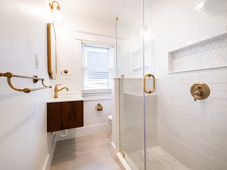 1604 Edgeland Ave — Photo 20
