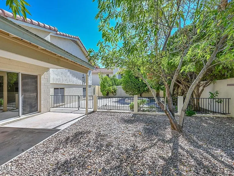 7629 W Kristal Way — Photo 26