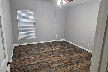 1262 Palm Bluff Dr — Photo 6
