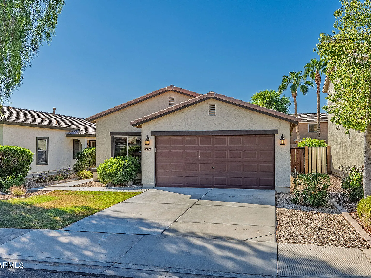 3 bed, 2.0 bath, 1653 sqft, $2,000 — Photo 3