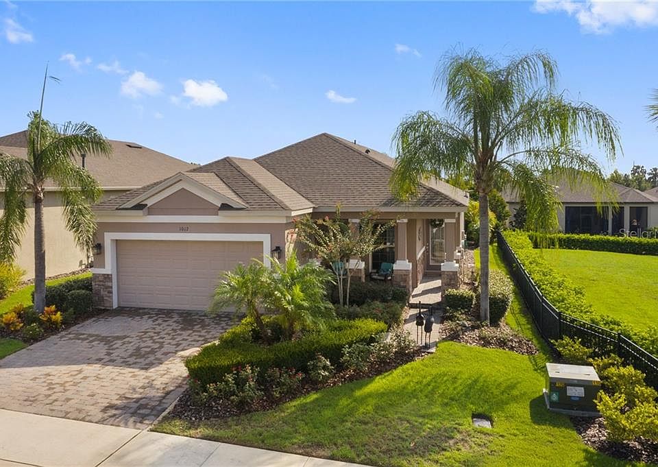 1st image of 1017 Braewood Dr