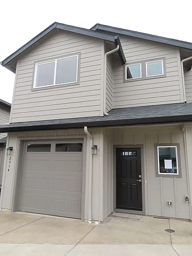 2514 Justine Ln Photo 1