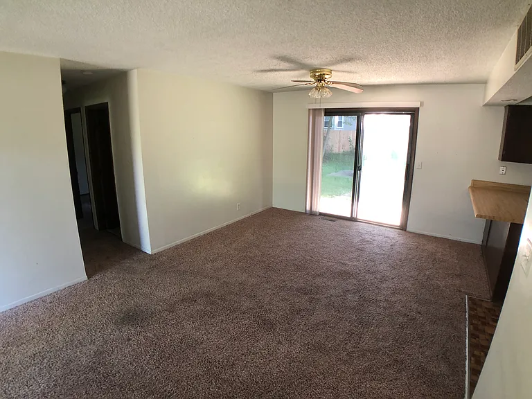 3455 Fontenac Ct — Photo 6