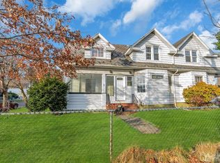 7 Fayette St, Edison, NJ 08817