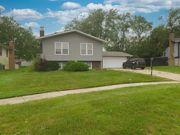 18920 S Maple Ave, Country Club Hills, IL 60478