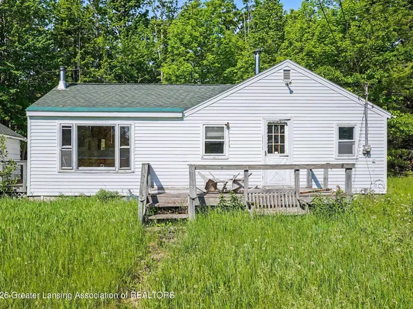 5388 Smith Rd, Glennie, MI 48737