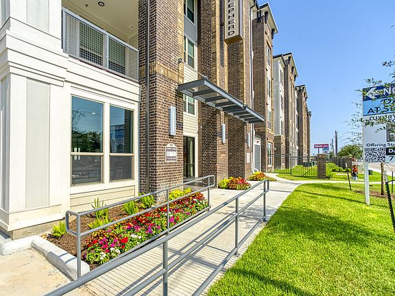 Dakota at Shepherd Leasing Center