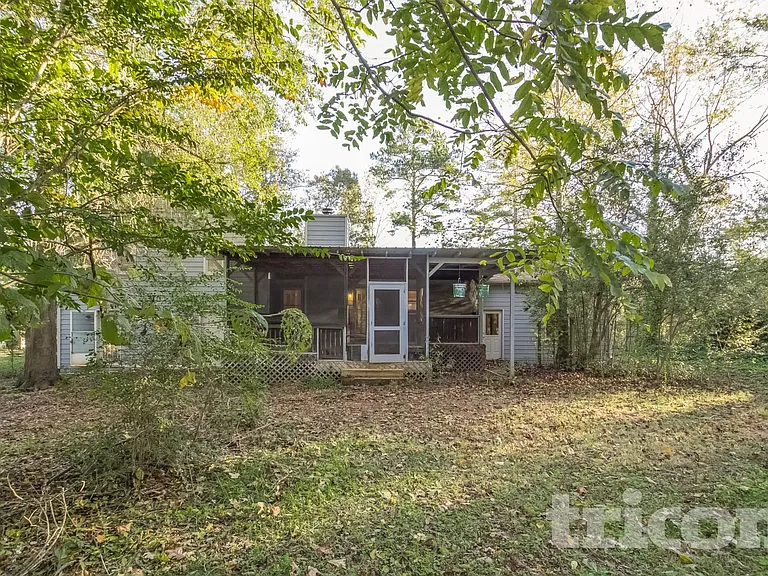 828 Georgetown Dr — Photo 16