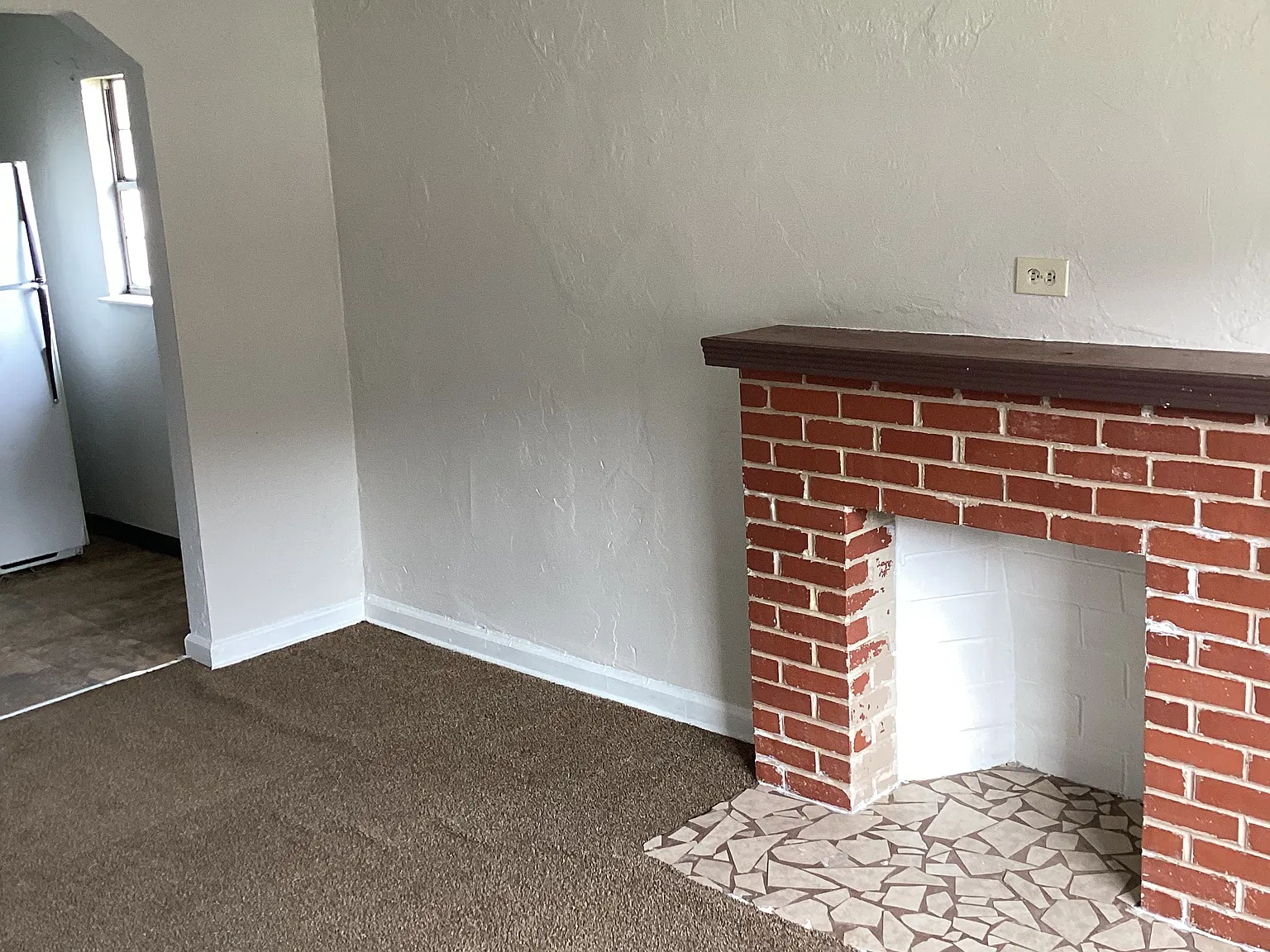 1 bed, 1.0 bath, 600 sqft, $700 — Photo 2