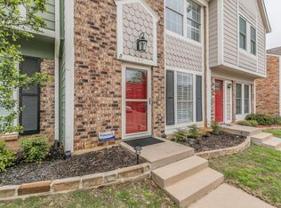 192 Merlin Way, Euless, TX 76039