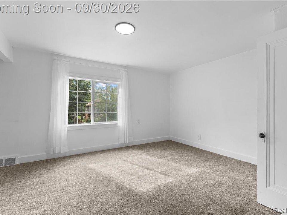 5275 Yorkshire Rd, photo 12