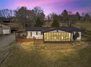 37212 Price Rd, Logan, OH 43138