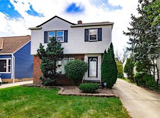 4210 Stonehaven Rd, South Euclid, OH 44121