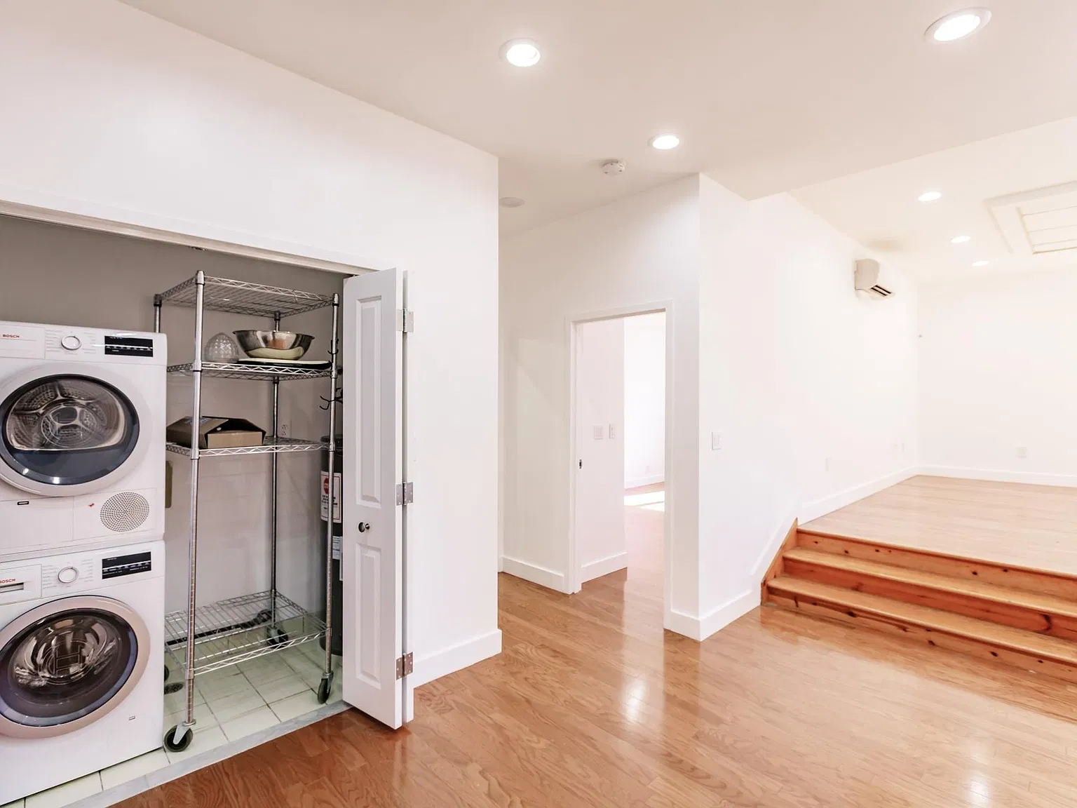 2 bed, 1228 sqft, $3,400 — Photo 3