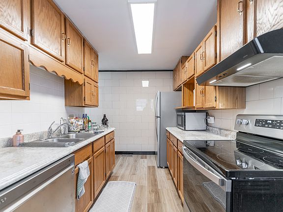5th image of 4906 E 10th St #4906