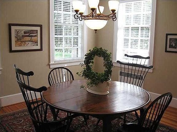 Formal dining room