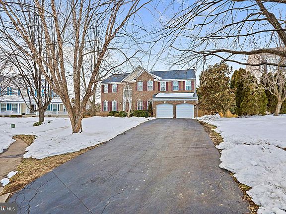 4th image of 325 Bill Brower Ct