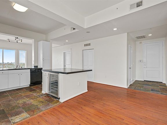 5th image of 3505 Sage Rd Unit 2402