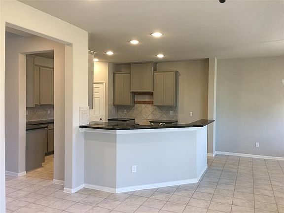 5th image of 15306 Mortlich Gardens Dr