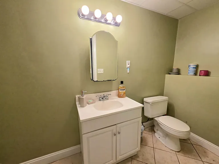 141 South St — Photo 25
