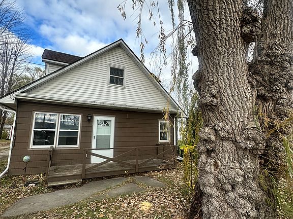 2nd image of 4061 Coyer Ln