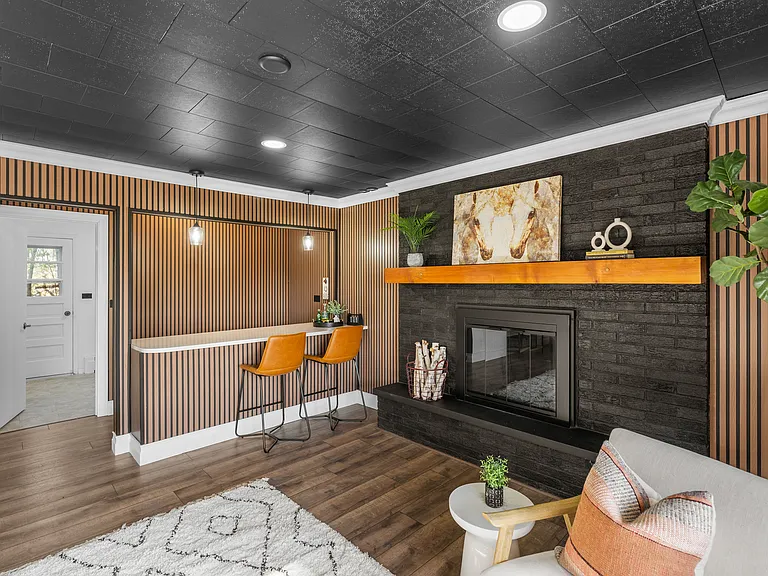 1619 Mar Dr — Photo 14