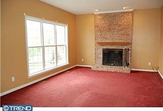 3rd image of 722 Bullen Dr