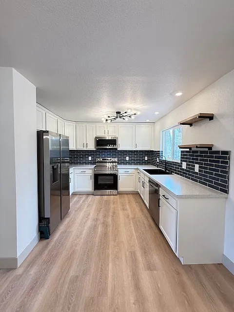 1212 Bowser Dr — Photo 4