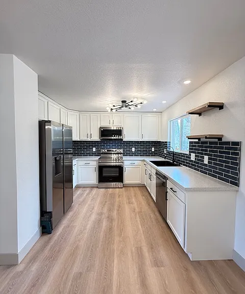 1212 Bowser Dr — Photo 4