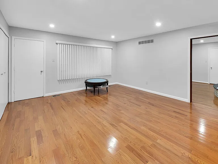 107 Bloomfield Blvd — Photo 17