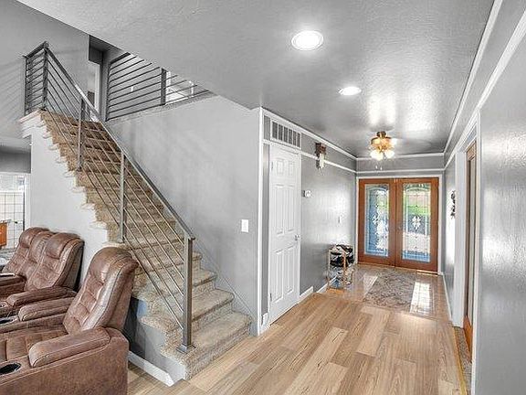 4th image of 1181 Muriel Ct