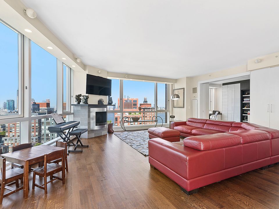 1st image of 200 Chambers St APT 27A
