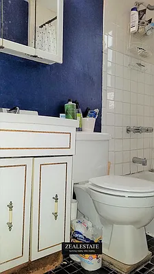 Rented by ZealEstate Group Inc | media 16