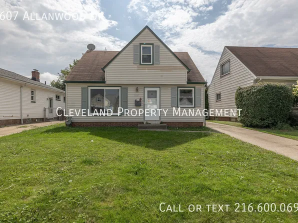 5607 Allanwood Dr, Cleveland, OH 44129