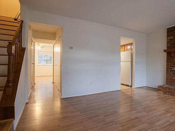 4th image of 9324 Gildenfield Ct