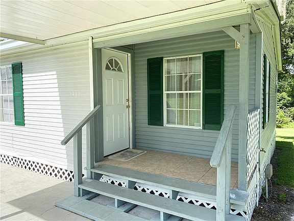 2nd image of 3440 Maple Dr