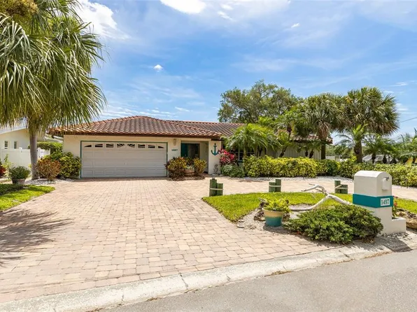 1497 Brookside Blvd, Largo, FL 33770