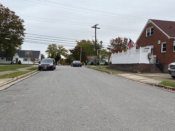 5th image of 120 Notre Dame Ave