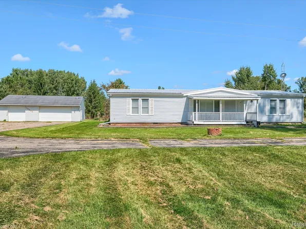 13566 Kaufman Rd, Mussey, MI 48014