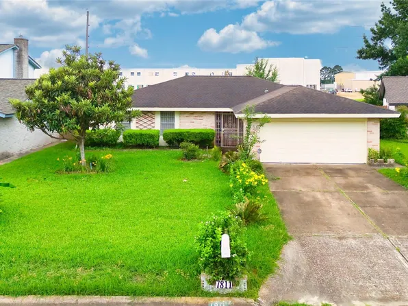7811 Westbank Ave, Houston, TX 77064