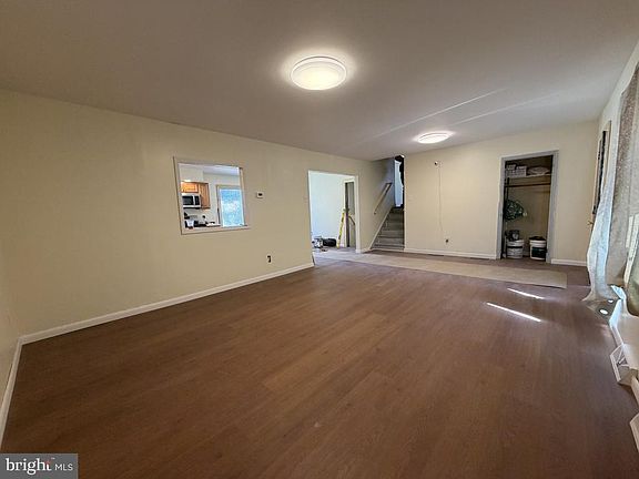 5th image of 322 Nicholson Rd