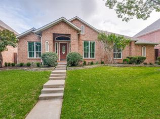 2119 Shumard Oak Ln, Irving, TX 75063