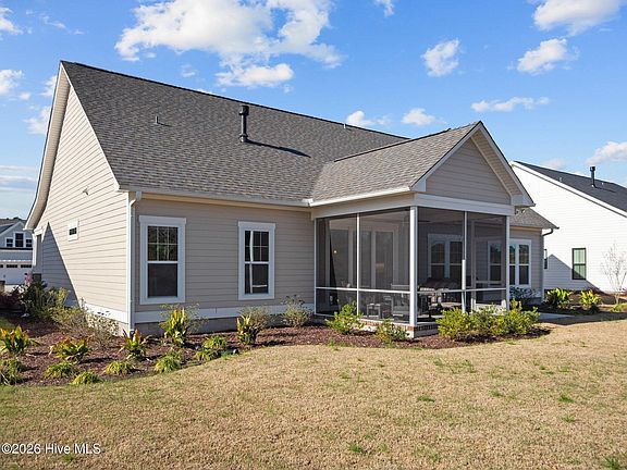 5th image of 286 Bluenose Ln