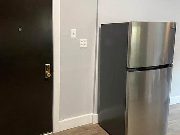 5th image of 69 Beadel St APT 2
