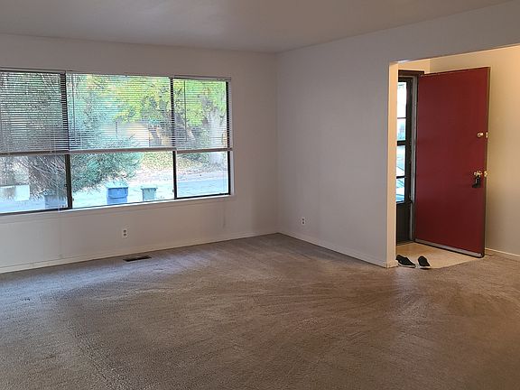 5th image of 2788 Cheryl St