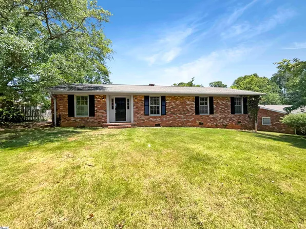 125 Shelton Dr, Spartanburg, SC 29307