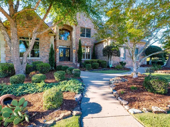 41 Talais Dr, Little Rock, AR 72223