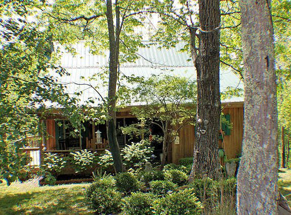 3rd image of 19 Eagles Wing Dr