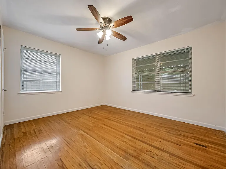 3702 Malone Dr — Photo 9