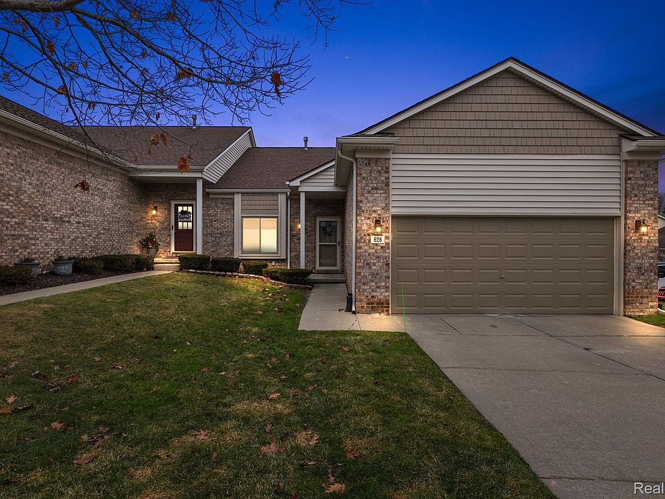 1st image of 626 Woodside Dr #62